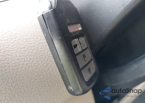 2017 Honda Pilot Elite z USA, uszkodzony, nr VIN 5FNYF6H07HB042199